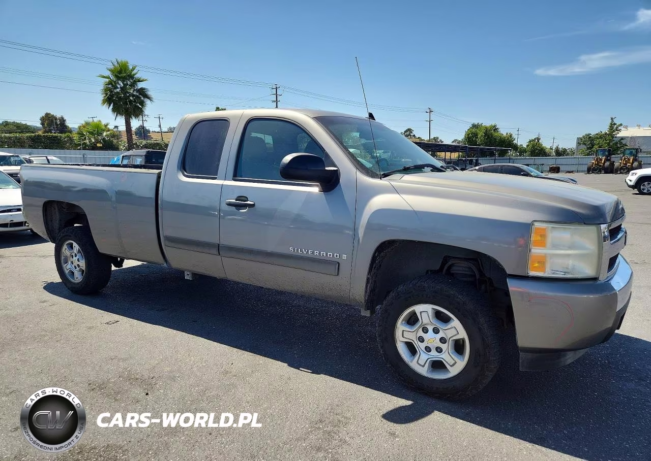 2008 Chevrolet Silverado C1500 VIN:1GCEC19J38E130853 - 4