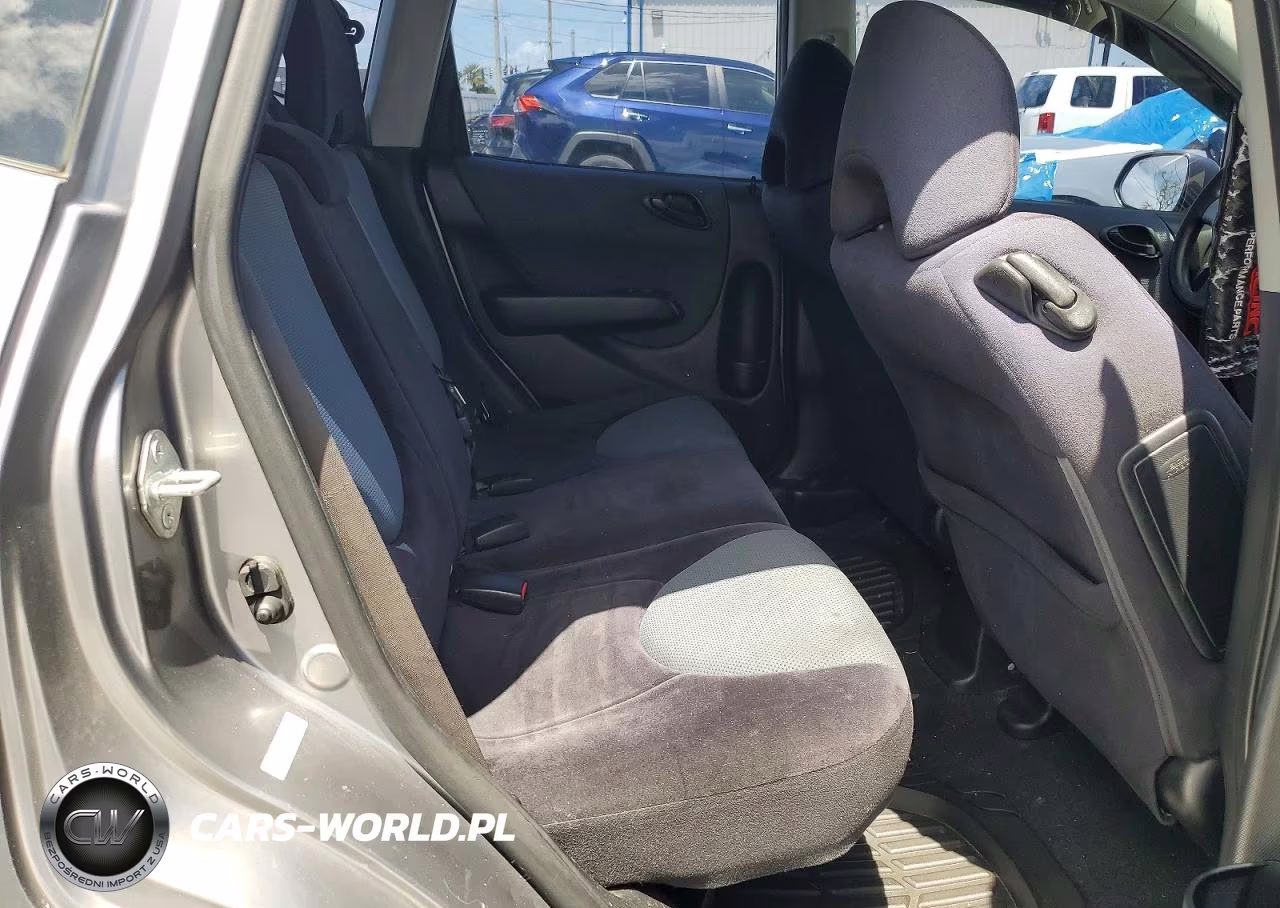 2007 Honda Fit VIN:JHMGD38467S028426 - 11