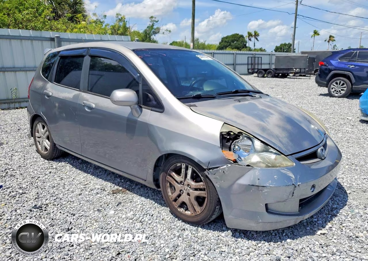 2007 Honda Fit VIN:JHMGD38467S028426 - 4