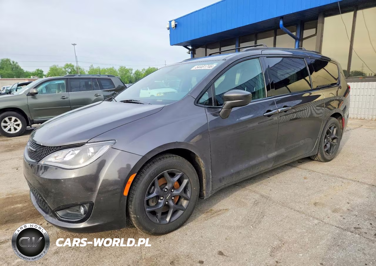 2018 Chrysler Pacifica Touring L Plus – zdjęcie 1 z 13