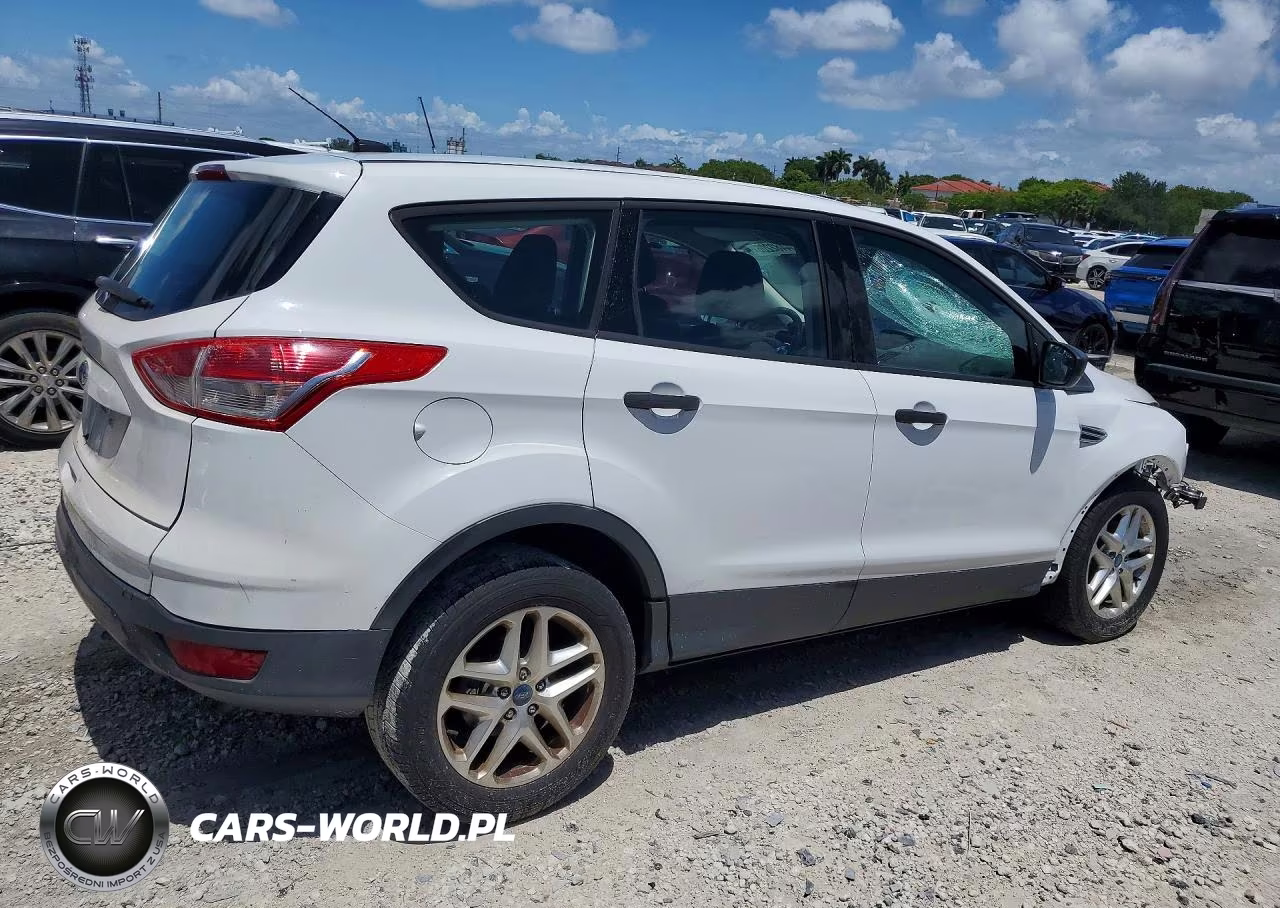2016 Ford Escape S VIN:1FMCU0F7XGUC06091 - 3