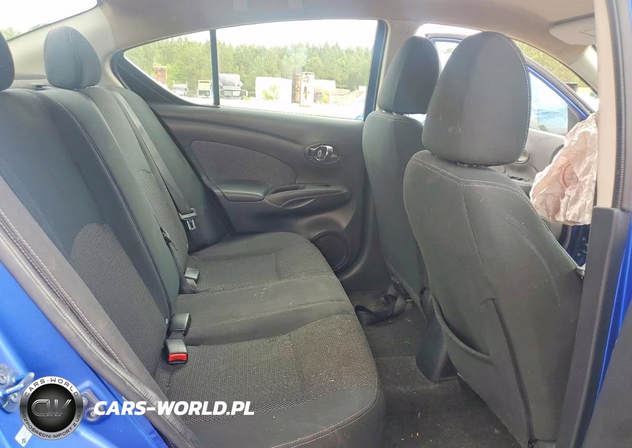 2016 Nissan Versa S VIN:3N1CN7AP8GL844984 - 10