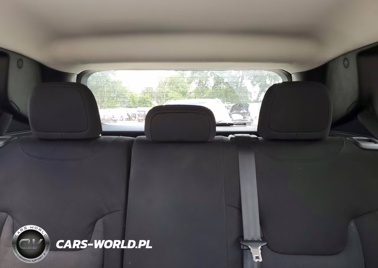 2016 Jeep Renegade Trailhawk VIN:ZACCJBCTXGPD49117 - 10