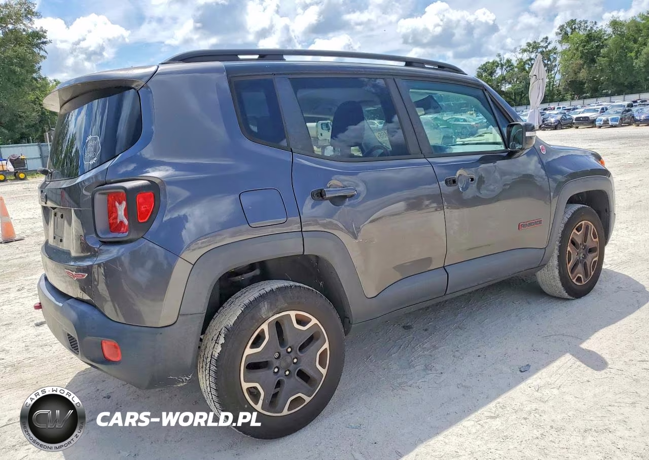 2016 Jeep Renegade Trailhawk VIN:ZACCJBCTXGPD49117 - 3