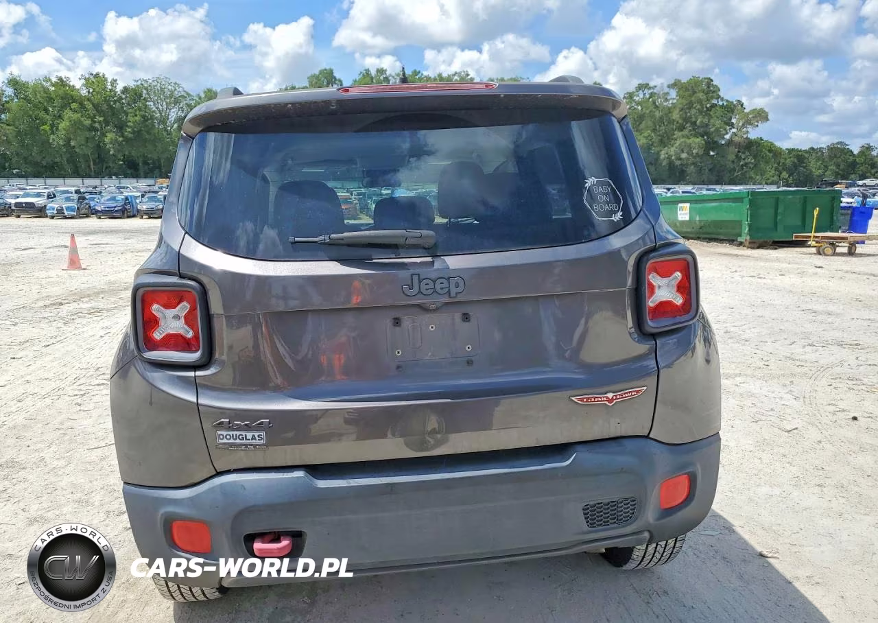 2016 Jeep Renegade Trailhawk VIN:ZACCJBCTXGPD49117 - 6