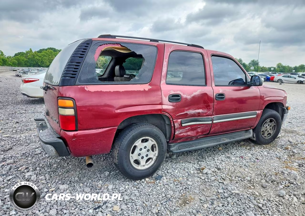 2005 Chevrolet Tahoe C1500 VIN:1GNEC13V25J112852 - 3