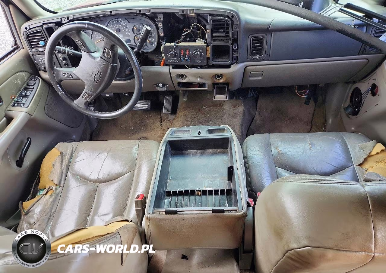 2005 Chevrolet Tahoe C1500 VIN:1GNEC13V25J112852 - 8