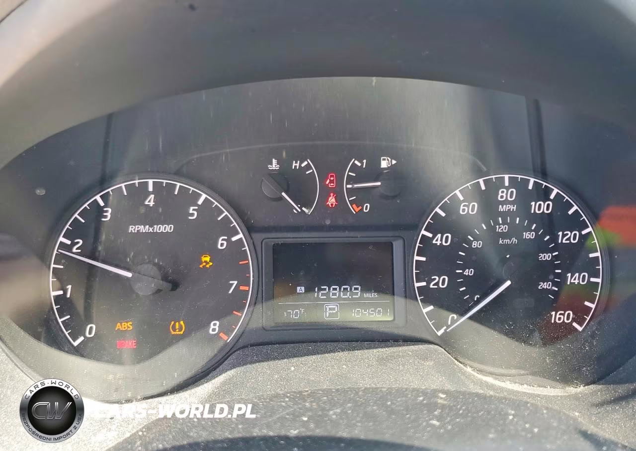 2017 Nissan Sentra S VIN:3N1AB7AP3HY219705 - 9