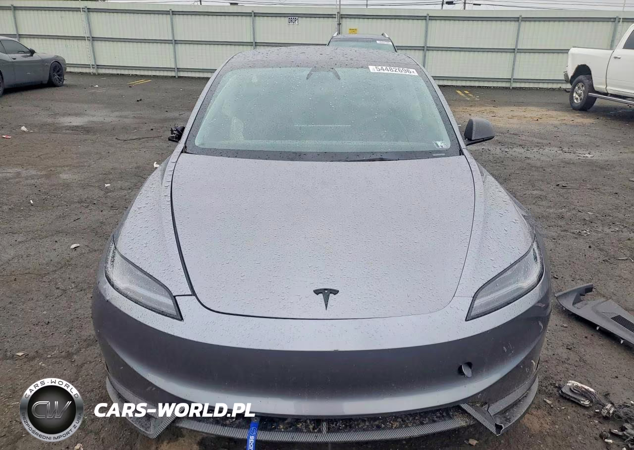 2025 Tesla Model 3 VIN:5YJ3E1EAXSF048194 - 5