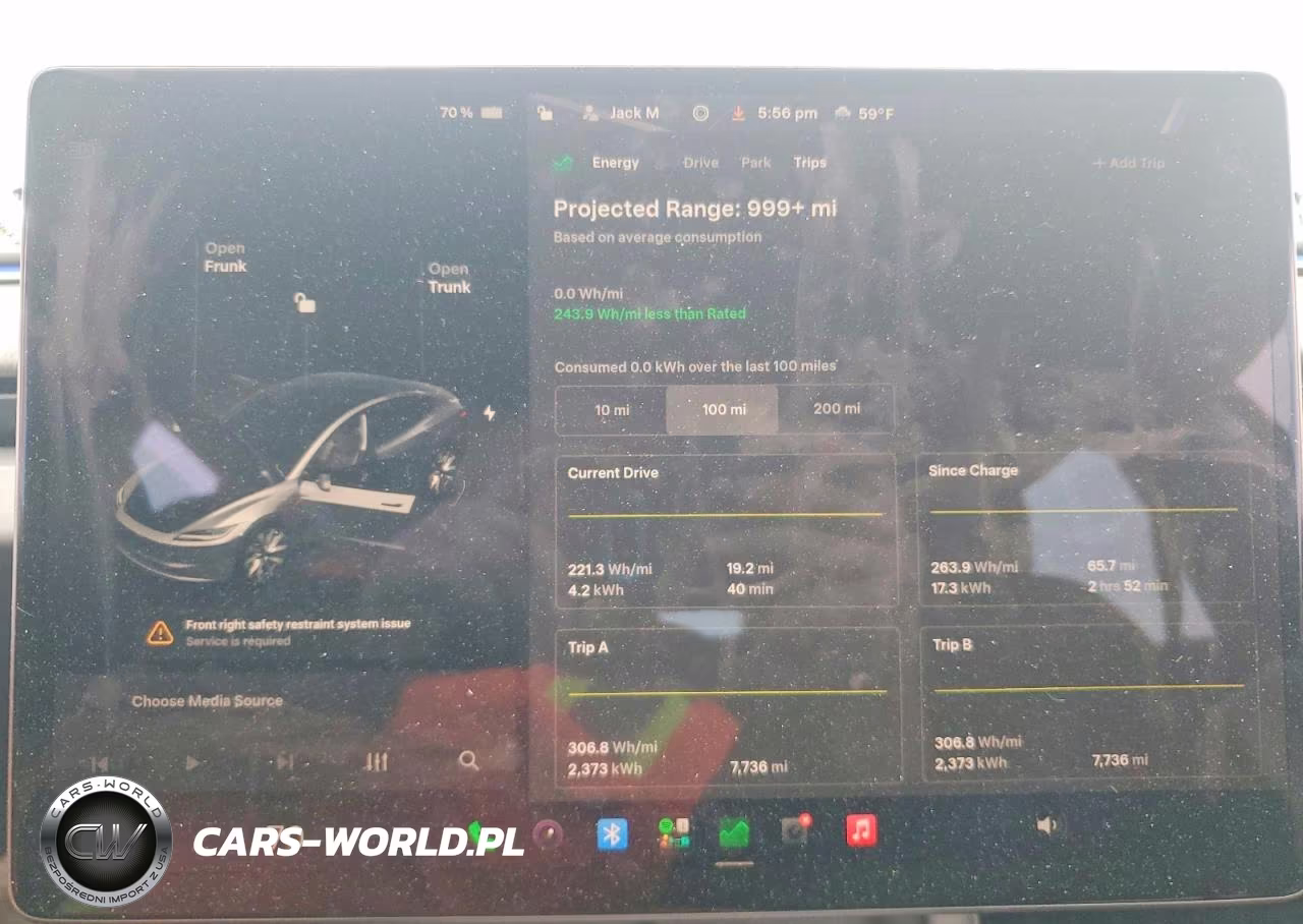 2025 Tesla Model 3 VIN:5YJ3E1EAXSF048194 - 9