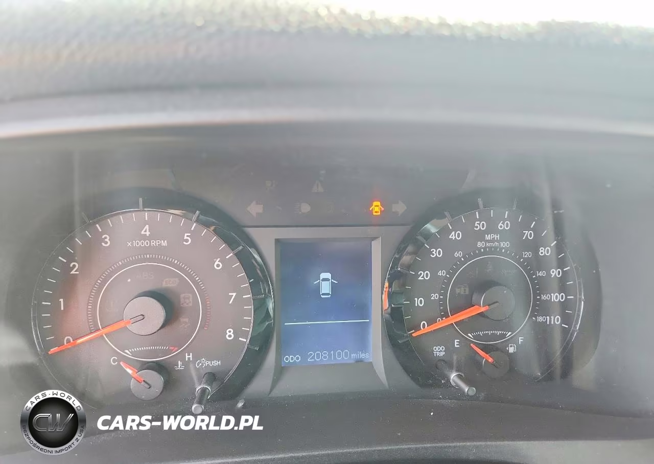 2016 Toyota Sienna Le VIN:5TDJK3DC9GS132024 - 9