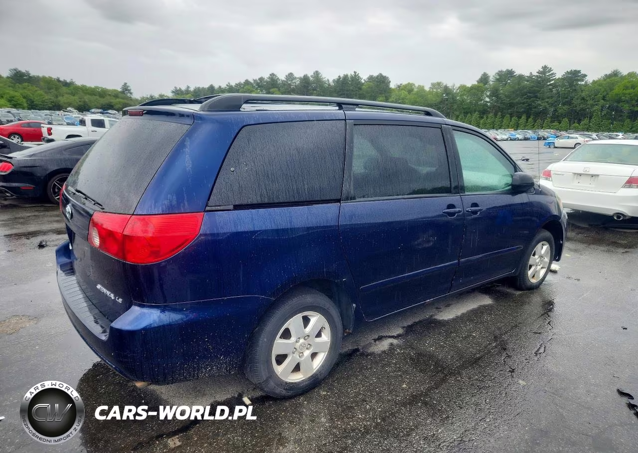 2007 Toyota Sienna Le 8-Passenger VIN:5TDZK23C27S097082 - 3