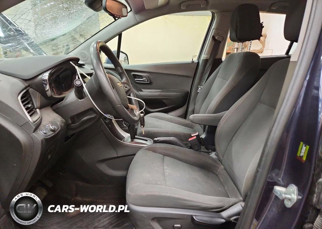 2018 Chevrolet Trax Ls VIN:3GNCJKSBXJL336237 - 7