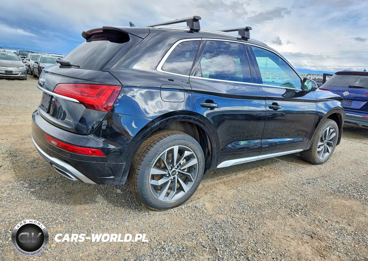 2023 Audi Q5 Premium Plus 45 VIN:WA1EAAFY5P2124716 - 3