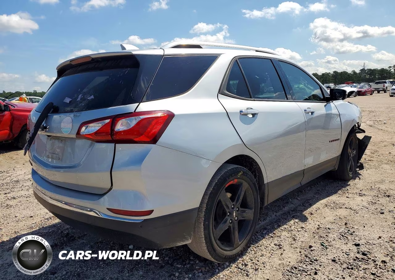 2020 Chevrolet Equinox Premier VIN:2GNAXNEV3L6227221 - 3