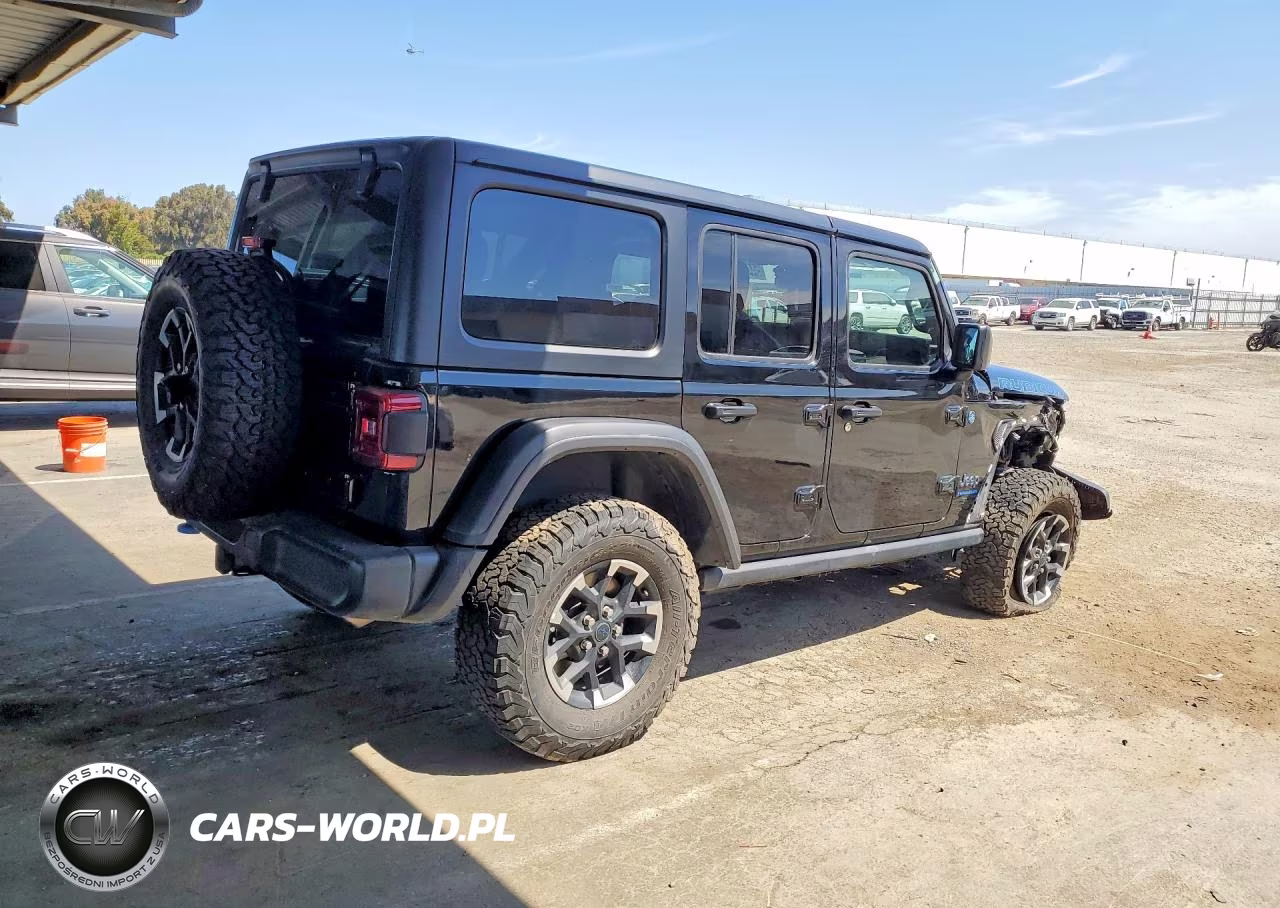 2025 Jeep Wrangler Rubicon 4Xe VIN:1C4RJXR62SW572384 - 3