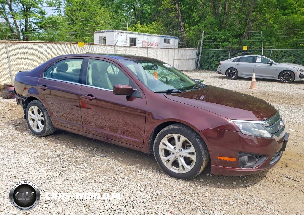 2012 Ford Fusion Se VIN:3FAHP0HA3CR149301 - 4