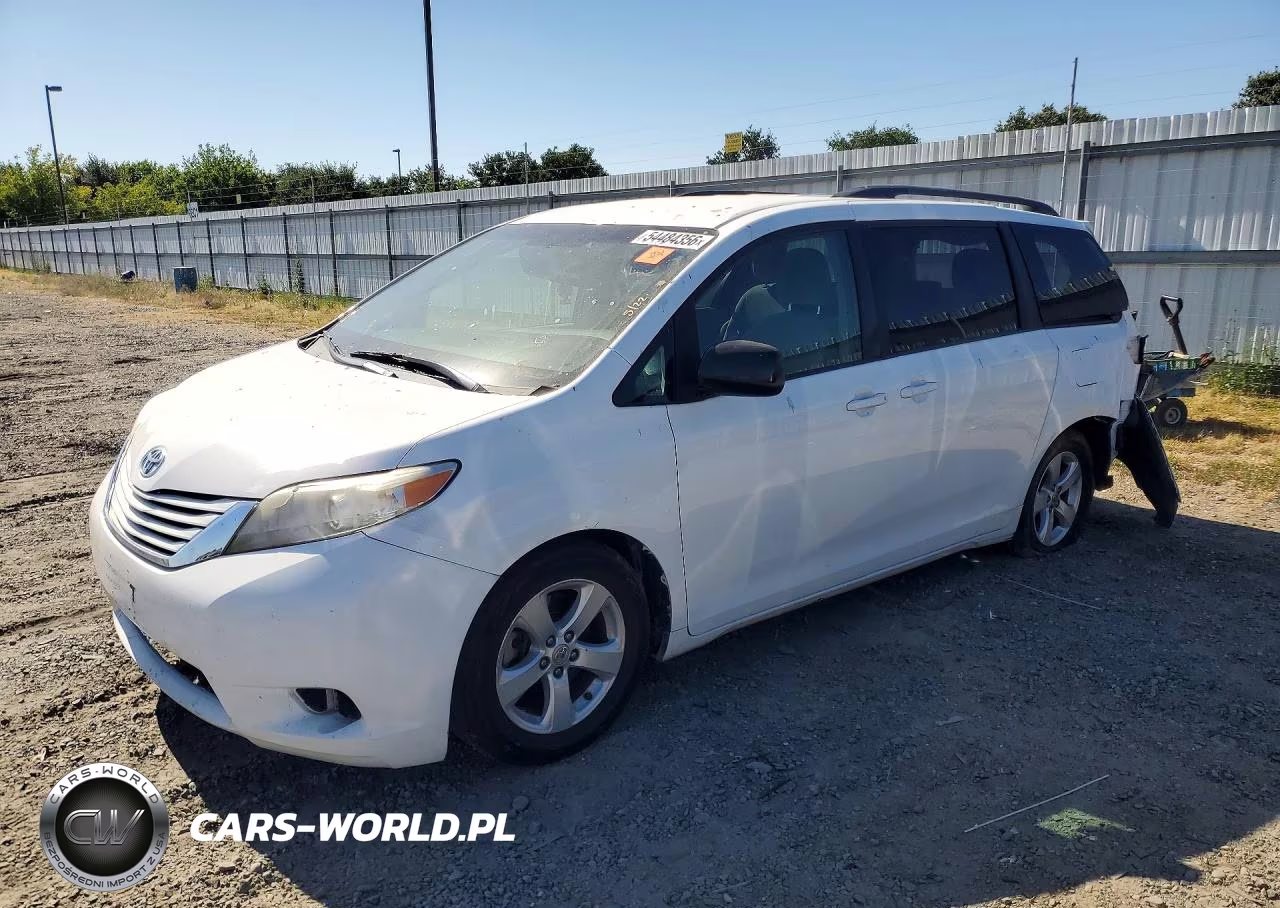 2016 Toyota Sienna Le