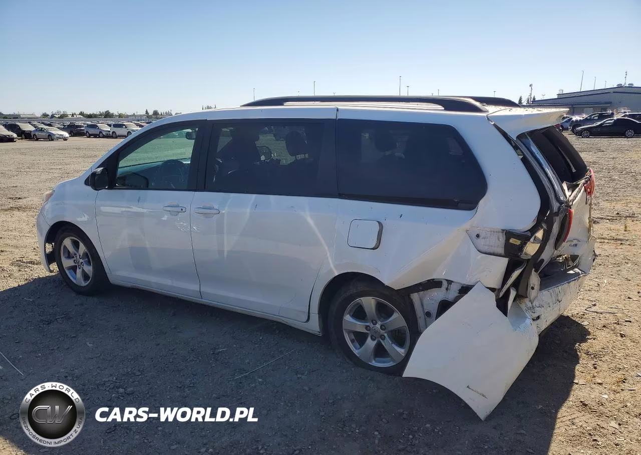 2016 Toyota Sienna Le VIN:5TDKK3DC0GS706031 - 2