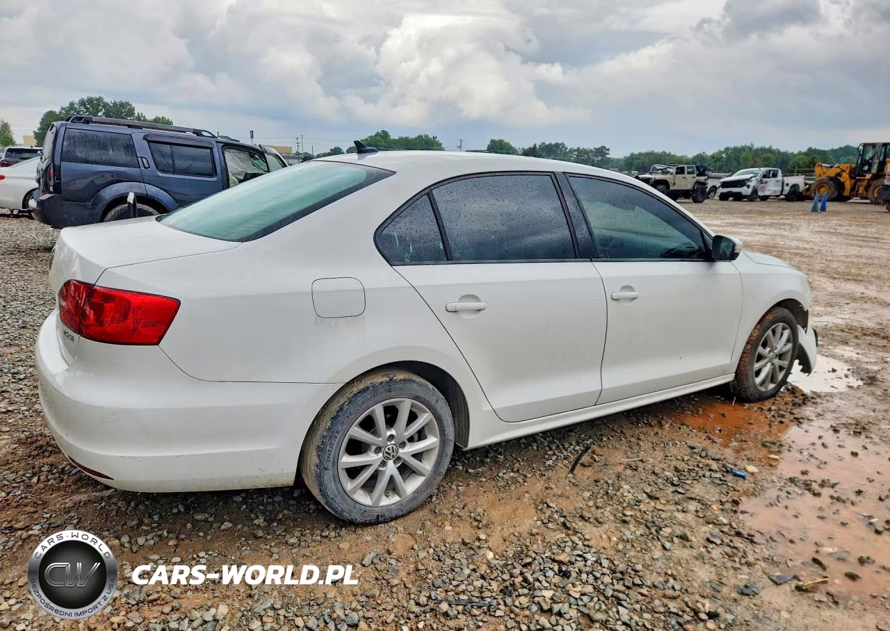 2012 Volkswagen Jetta Se VIN:3VWDX7AJ3CM381368 - 3