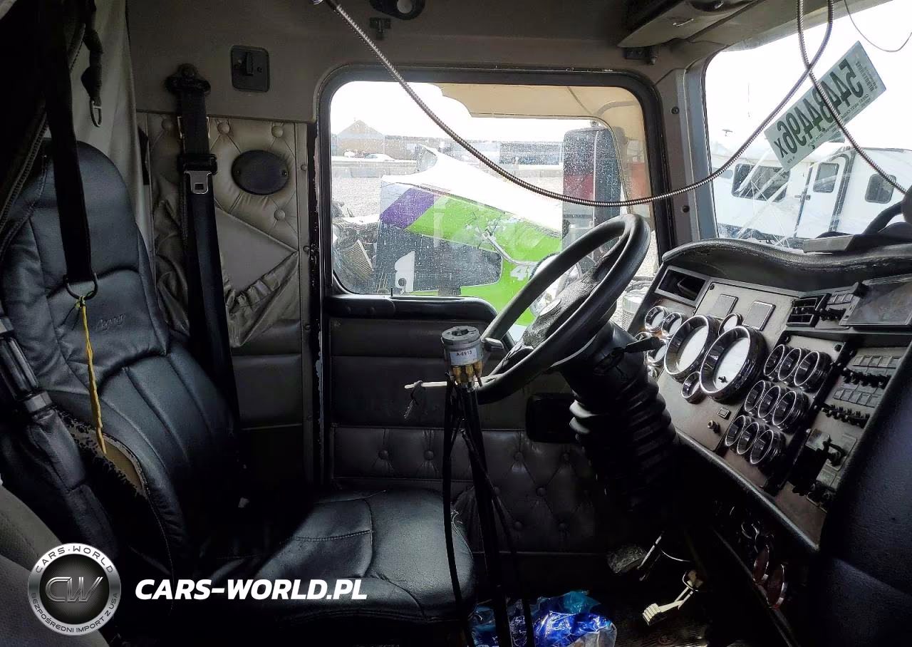 2004 Kenworth W900 Semi Truck VIN:1XKWDB9X24J051384 - 5