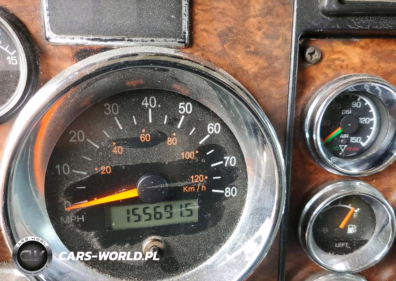 2004 Kenworth W900 Semi Truck VIN:1XKWDB9X24J051384 - 8