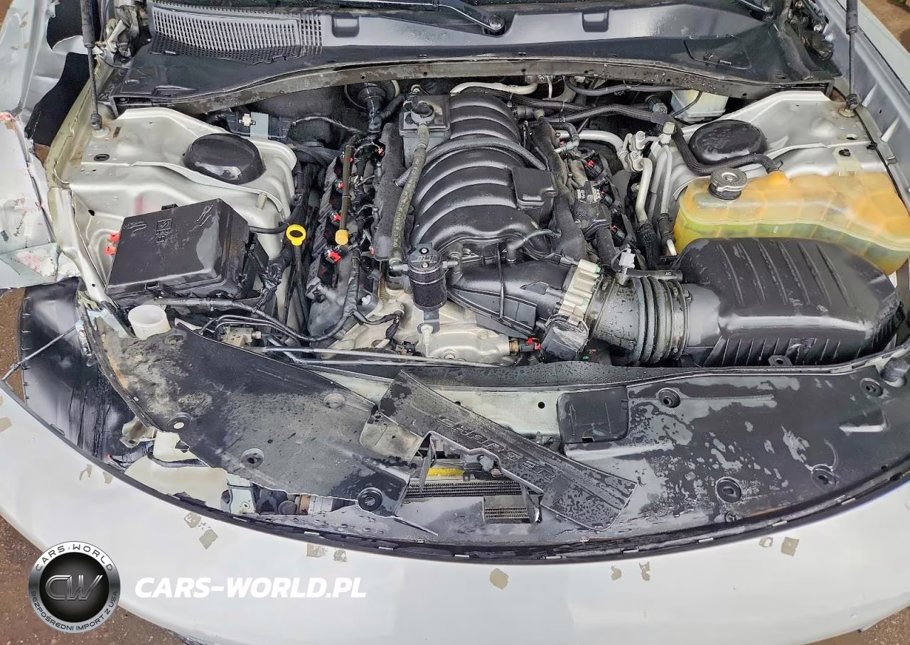 2019 Dodge Charger Scat Pack VIN:2C3CDXGJ6KH688792 - 11