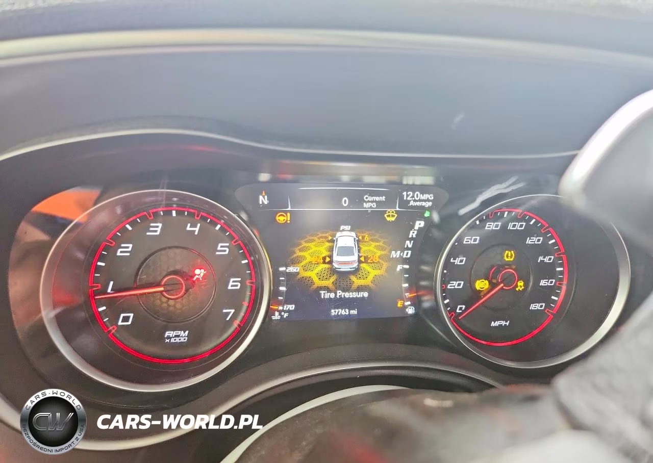 2019 Dodge Charger Scat Pack VIN:2C3CDXGJ6KH688792 - 9