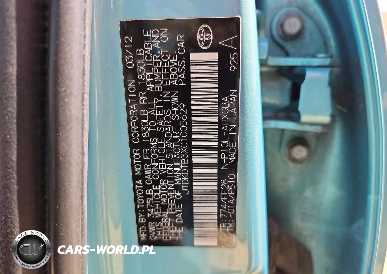 2012 Toyota Prius C Three VIN:JTDKDTB3XC1005629 - 12