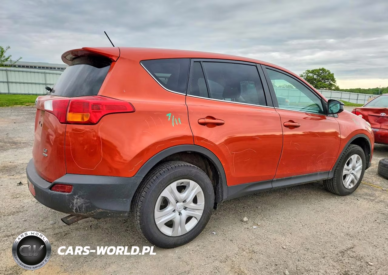 2015 Toyota Rav4 Le VIN:2T3BFREV4FW242648 - 3