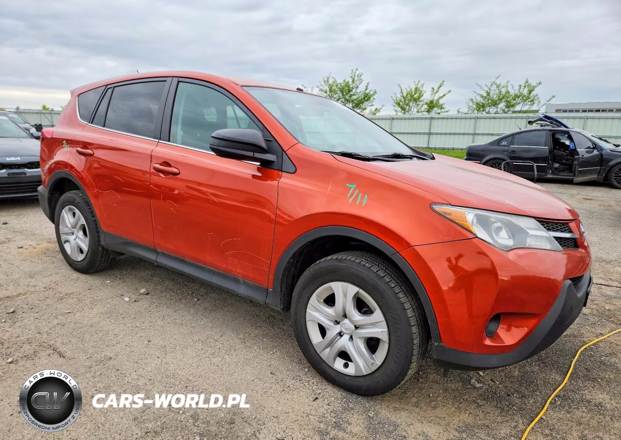 2015 Toyota Rav4 Le VIN:2T3BFREV4FW242648 - 4