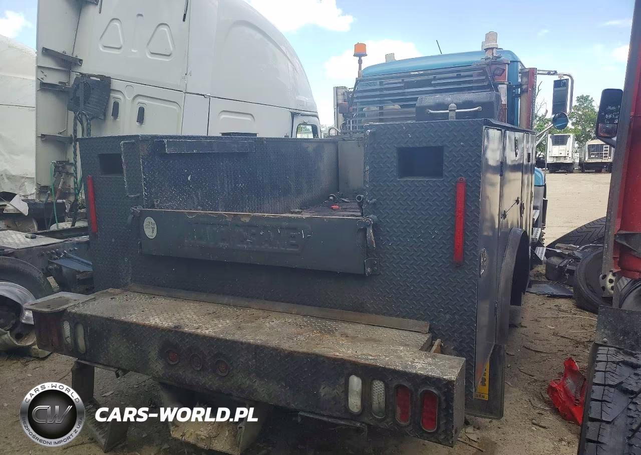 2013 Mack Cxu612 Utility - Service Truck VIN:1M1AW01X8DM004925 - 4
