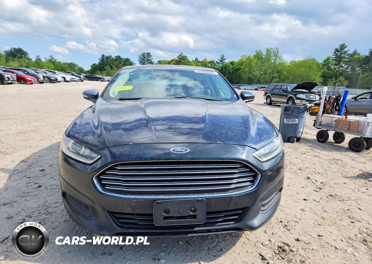 2014 Ford Fusion S VIN:3FA6P0G70ER250151 - 5