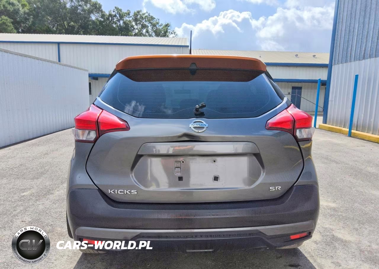 2018 Nissan Kicks Sr VIN:3N1CP5CU0JL509176 - 6