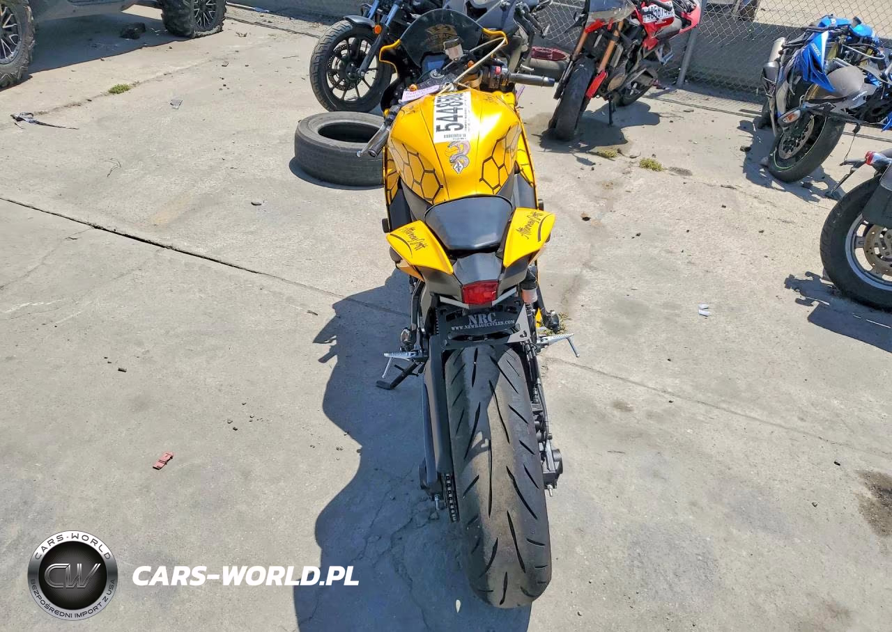 2025 Yamaha Yzfr7 VIN:JYARM38Y7SA004210 - 4