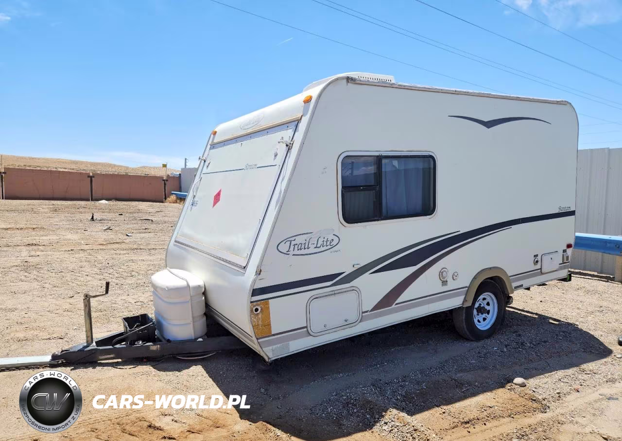 2004 R-Vision Trail Lite Camper VIN:4WY201G1141700922 - 2