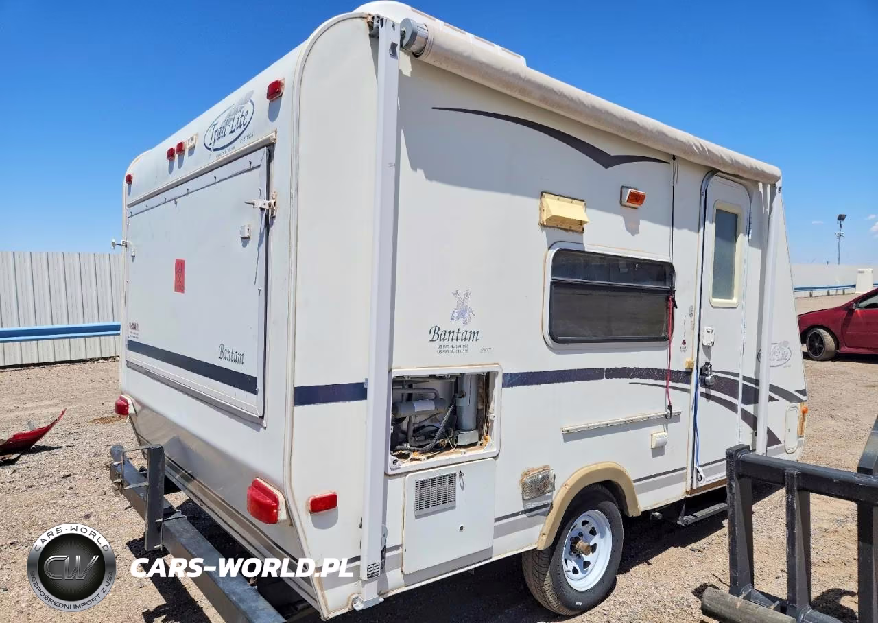 2004 R-Vision Trail Lite Camper VIN:4WY201G1141700922 - 4