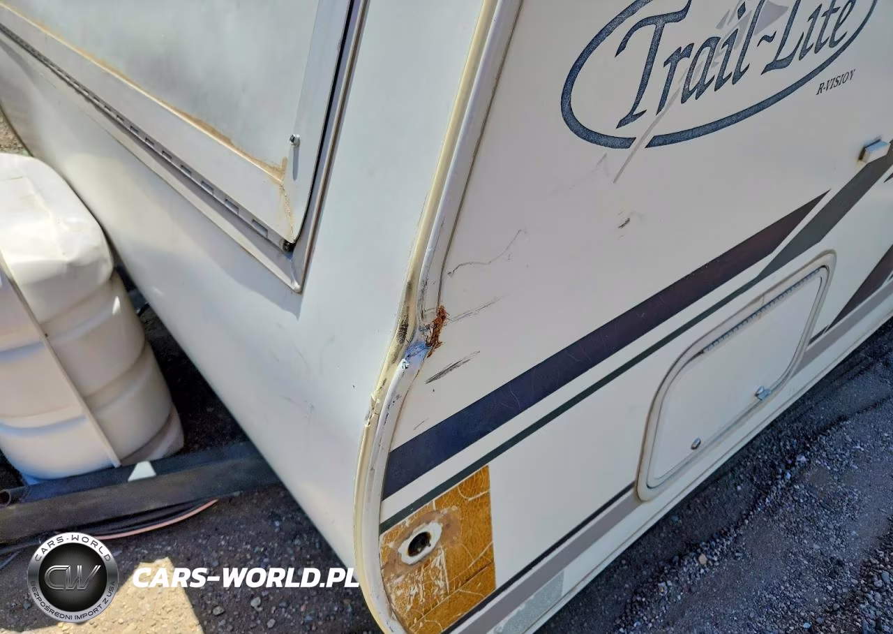 2004 R-Vision Trail Lite Camper VIN:4WY201G1141700922 - 9