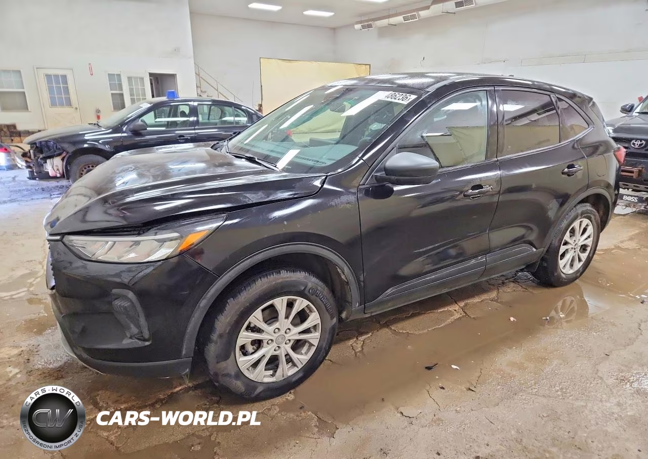 2025 Ford Escape Active – zdjęcie 1 z 13