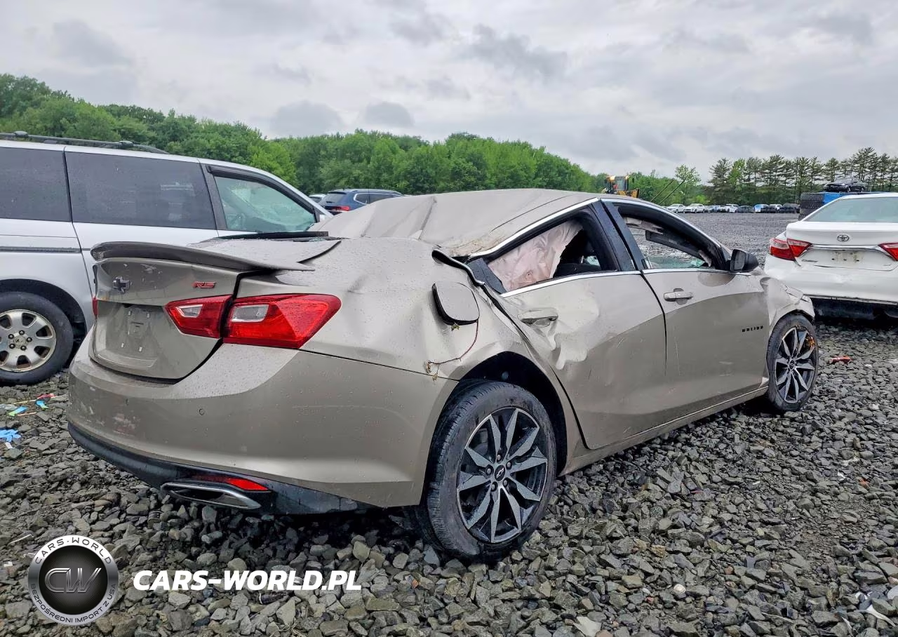 2022 Chevrolet Malibu Rs VIN:1G1ZG5ST2NF194681 - 3