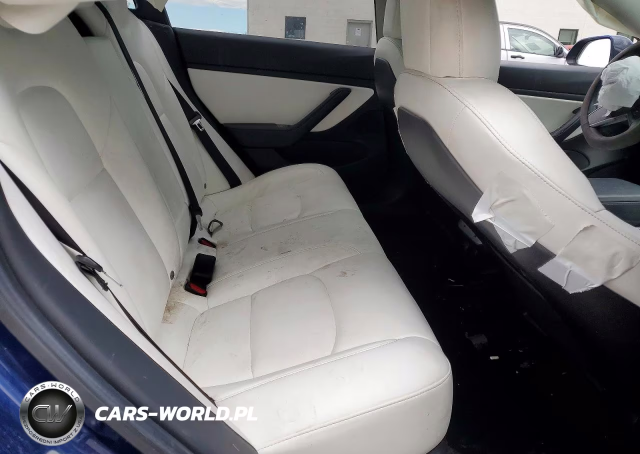 2019 Tesla Model 3 VIN:5YJ3E1EBXKF514702 - 10