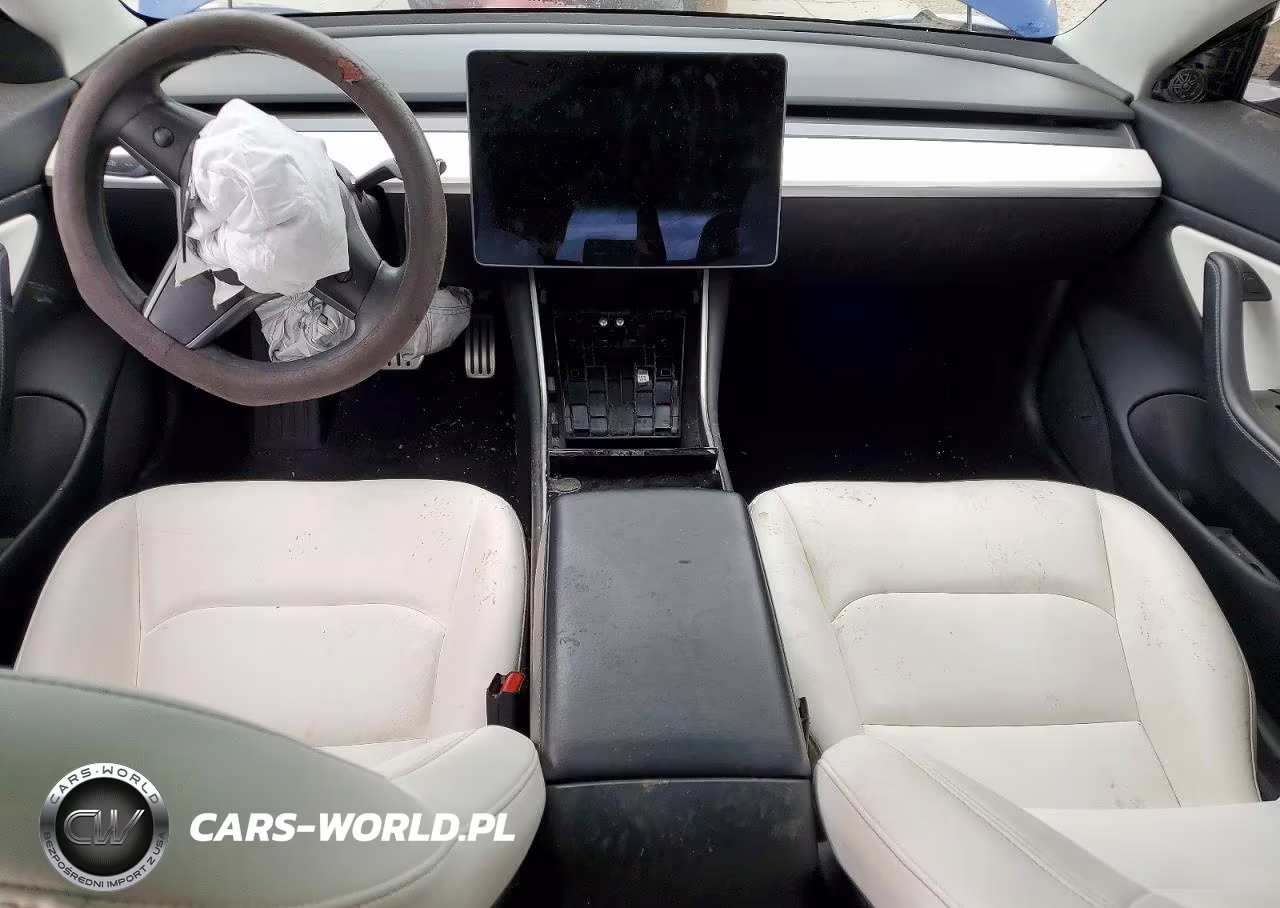 2019 Tesla Model 3 VIN:5YJ3E1EBXKF514702 - 8