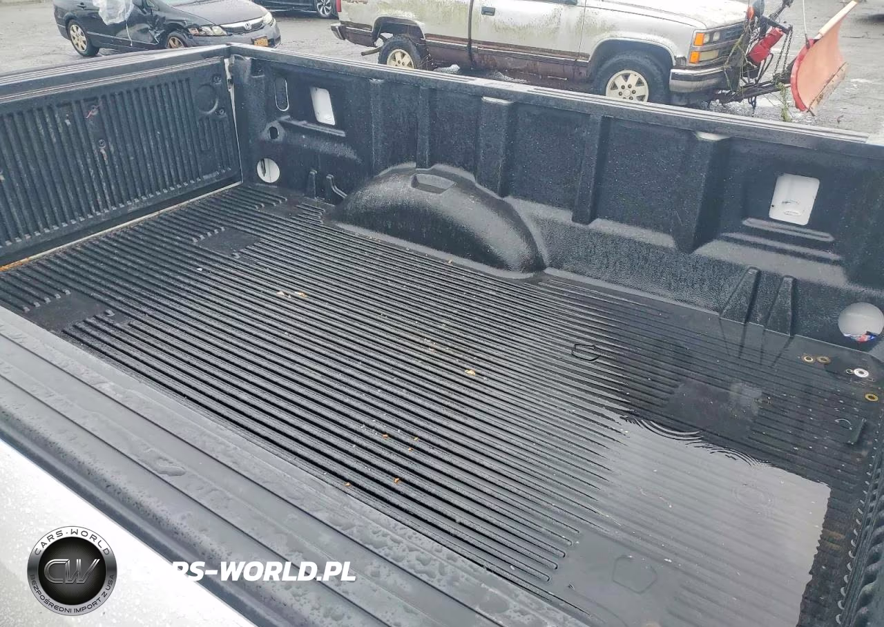 2020 Ford F150 VIN:1FTMF1CB5LKD15033 - 10