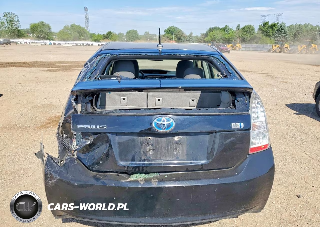 2011 Toyota Prius Two VIN:JTDKN3DUXB1405806 - 6