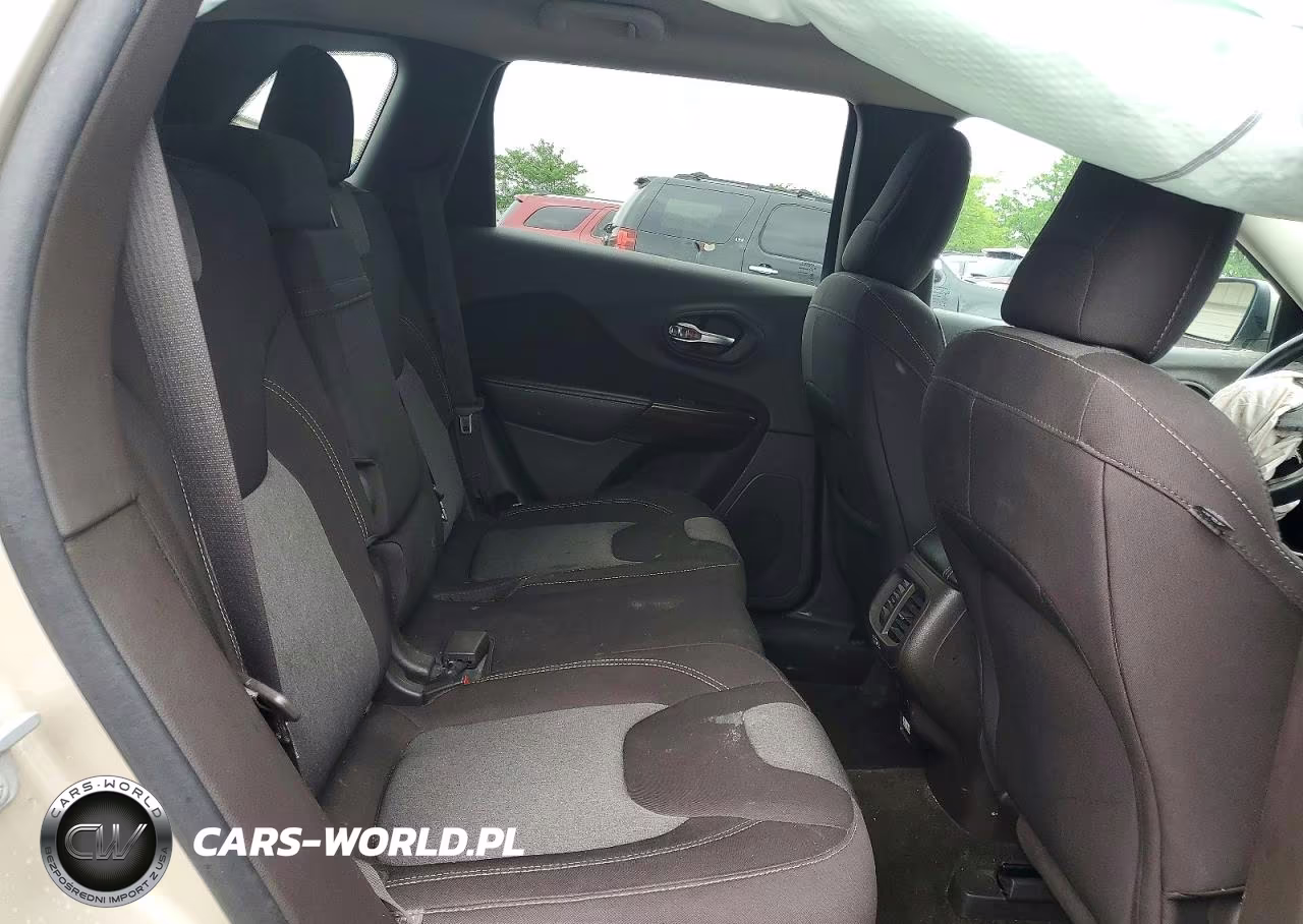 2014 Jeep Cherokee Latitude VIN:1C4PJMCS9EW219169 - 11