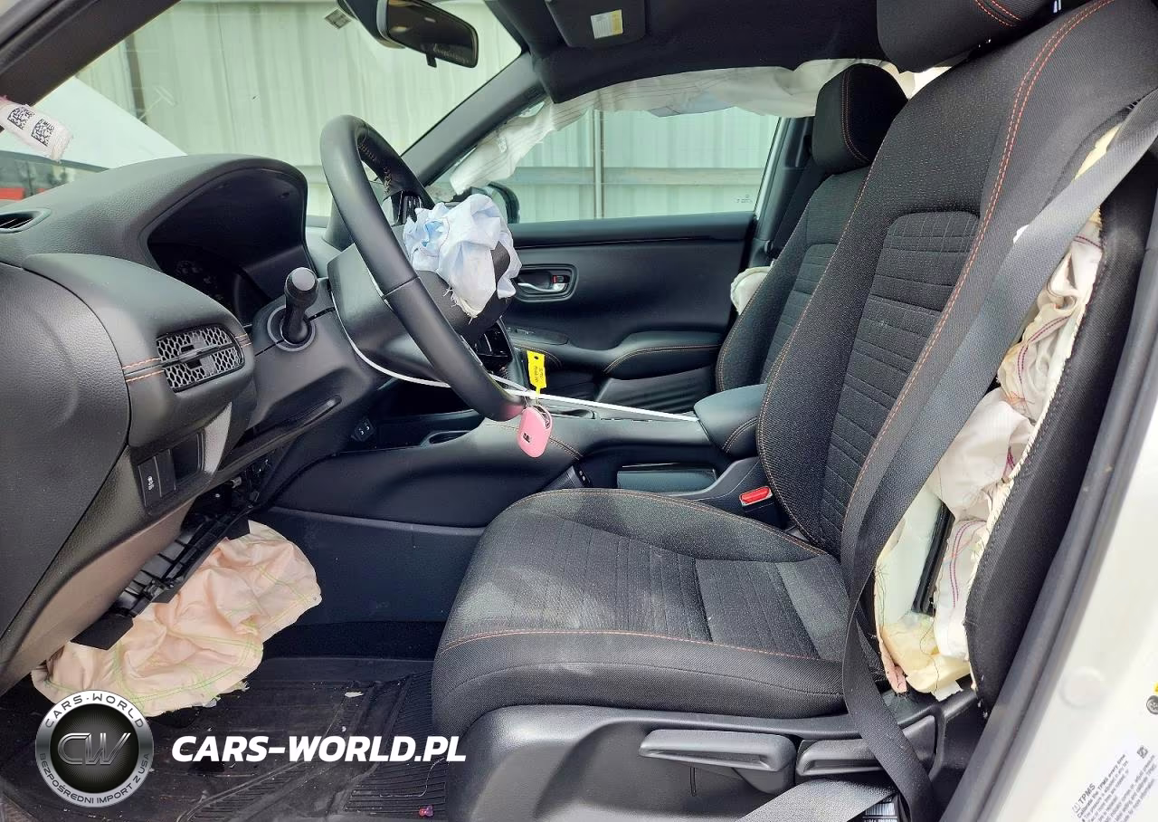 2026 Honda Hr-V Sport VIN:3CZRZ1H54TM720268 - 7