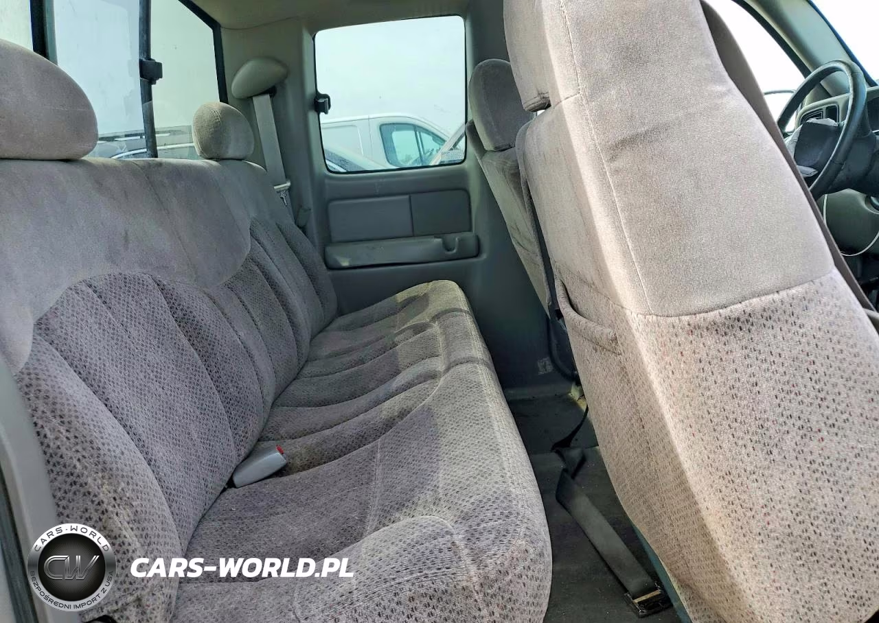 1999 Chevrolet Silverado C1500 VIN:2GCEC19T0X1125952 - 10