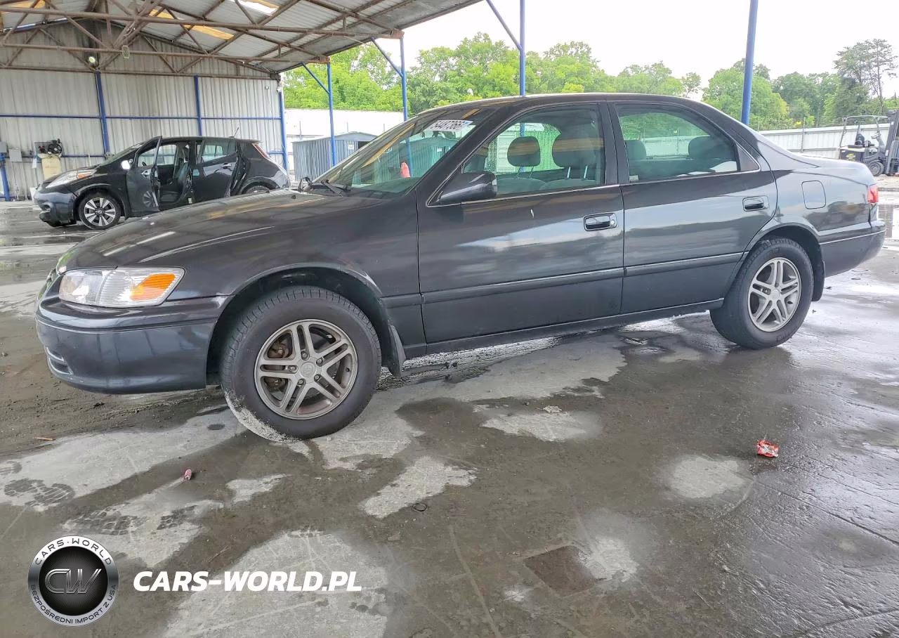 2000 Toyota Camry