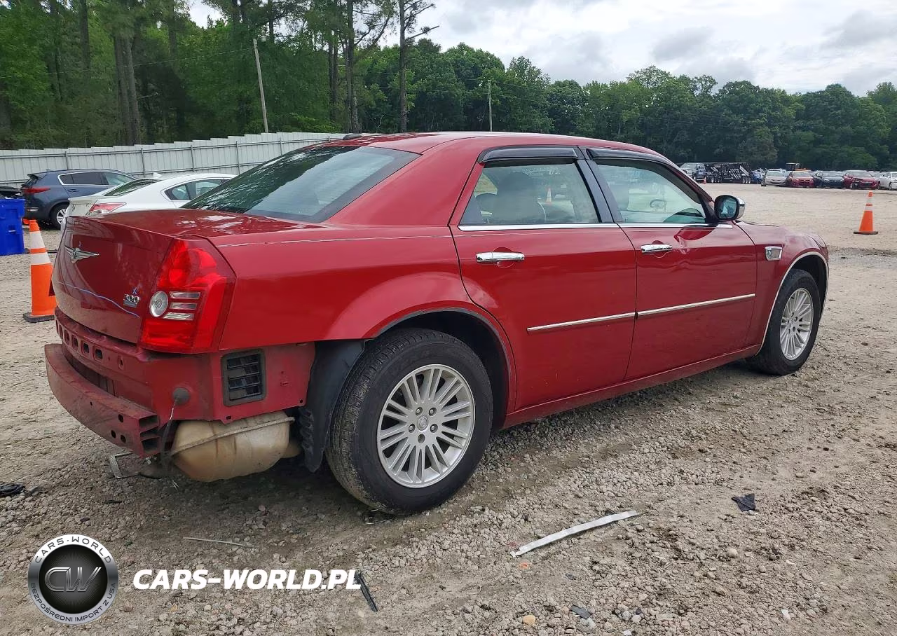 2010 Chrysler 300 Touring VIN:2C3CA5CV0AH325702 - 3
