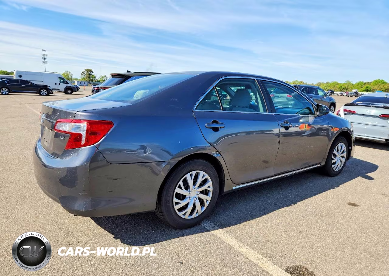 2013 Toyota Camry Le VIN:4T1BF1FK0DU293110 - 3